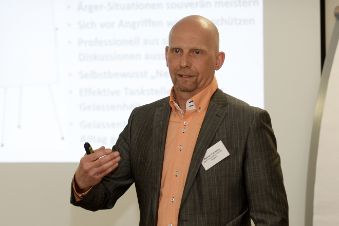 Foto_Dietmar Karweina_ohne_R Dietmar Karweina - Den Praxisalltag leichter meistern.